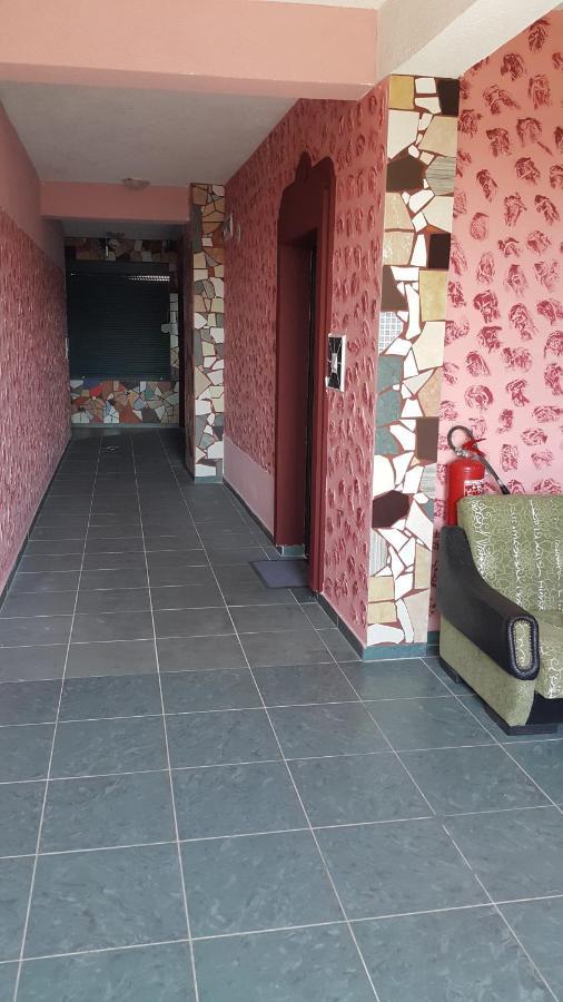 Apartmani Aida Ulcinj Eksteriør bilde