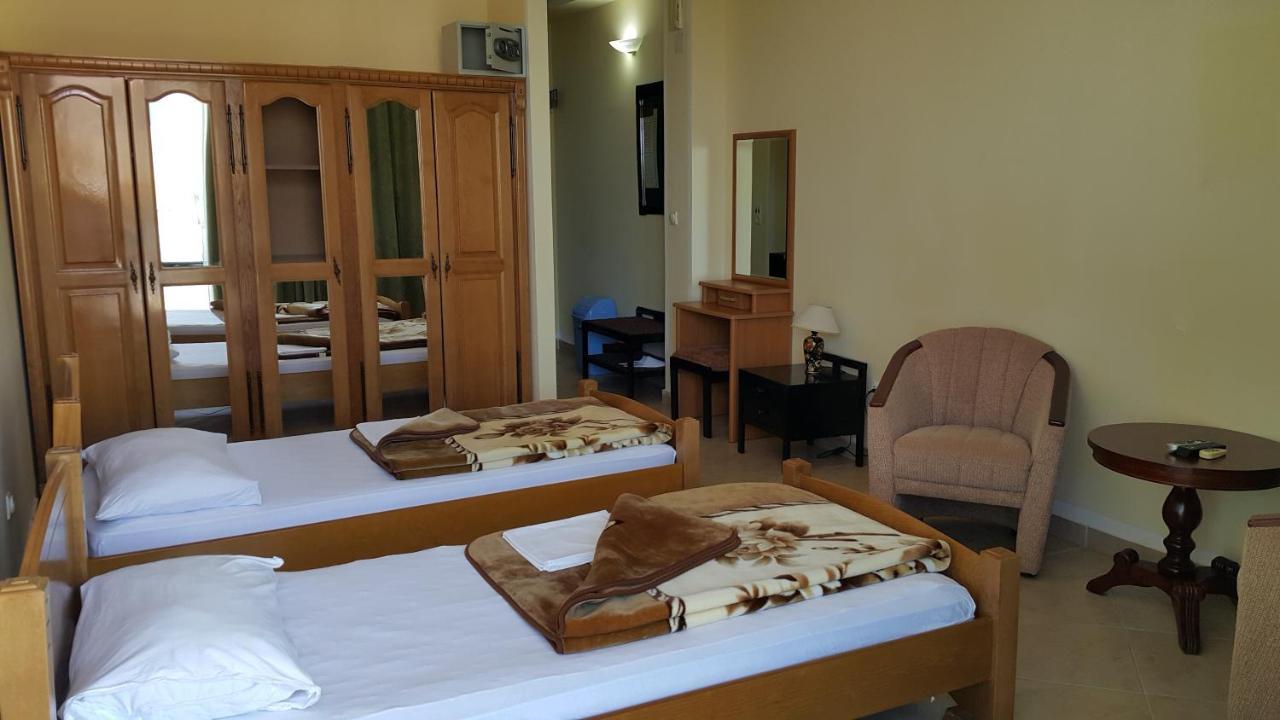 Apartmani Aida Ulcinj Eksteriør bilde